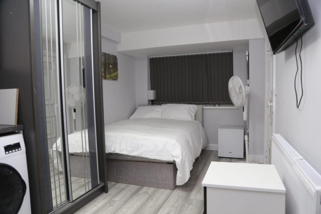 A A Guest Nightingale Chalet Londra